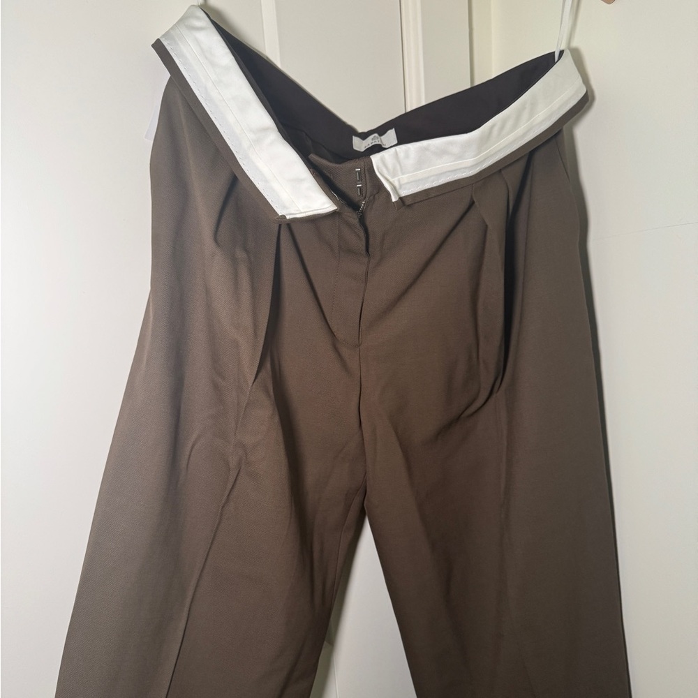 Aritzia Brown and White Pantsuit